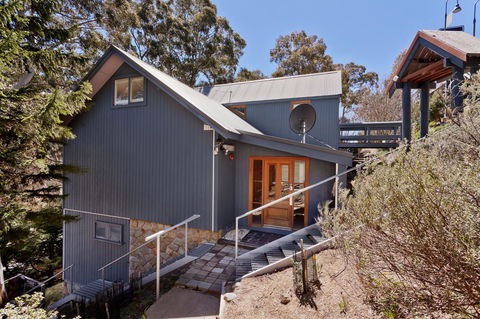 Pure Chalet Thredbo - Accommodation Directory 42