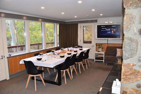 Pure Chalet Thredbo - Accommodation Directory 3