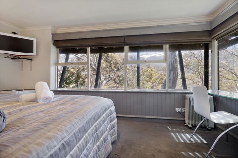 Pure Chalet Thredbo - Accommodation Directory 28