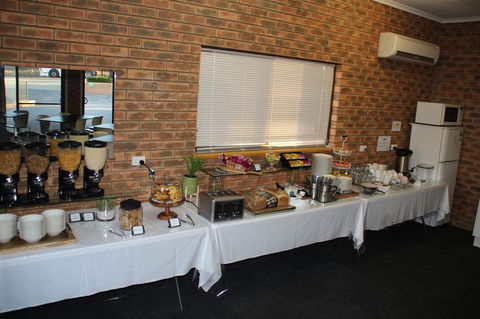 Hume Country Motor Inn - Accommodation Directory 7