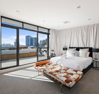 Darling Harbour Penthouse ViewsJacuzzi - Accommodation Directory