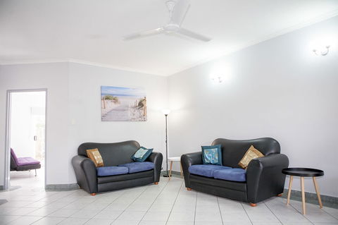 Nightcliff Foreshore Getaway - McKay Gardens - Accommodation Directory 9