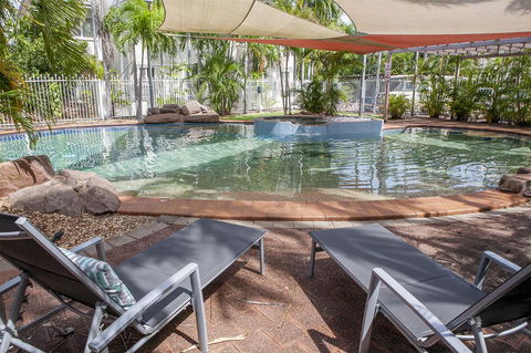 Nightcliff Foreshore Getaway - McKay Gardens - Accommodation Directory 3
