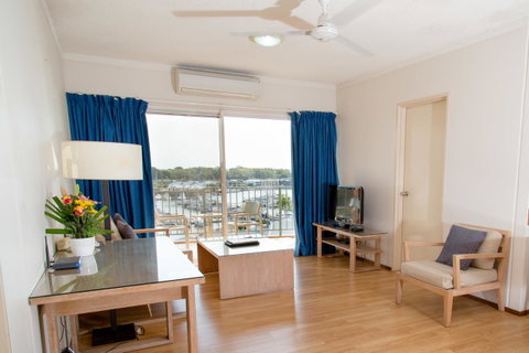 Cullen Bay Resorts - Accommodation Directory 2