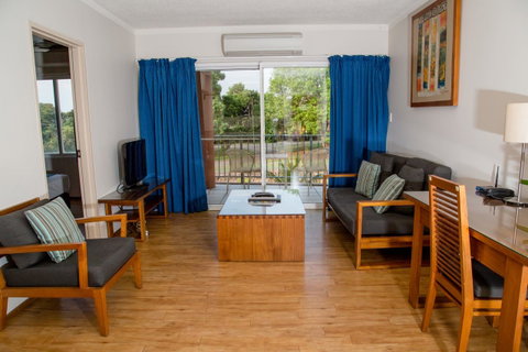 Cullen Bay Resorts - Accommodation Directory 4