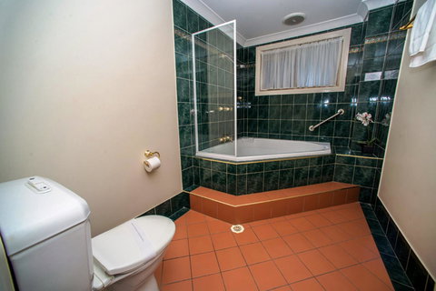 Beaches Serviced Apartments - Accommodation Directory 33