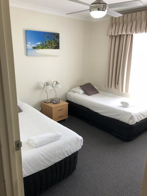 Beaches Serviced Apartments - Accommodation Directory 13