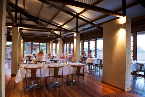 Wildman Wilderness Lodge - Accommodation Directory 17