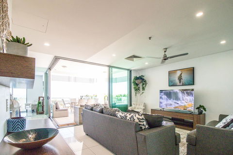 ZEN BY THE WATER - Esplanade Darwin Retreat - Accommodation Directory 42