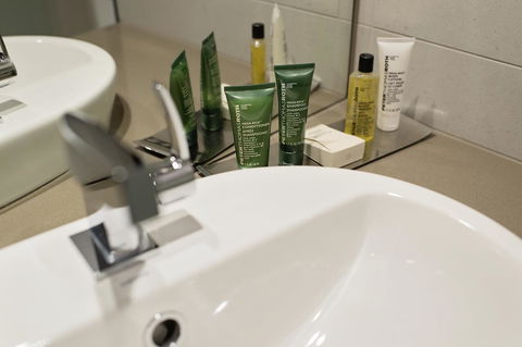 Hilton Darwin - Accommodation Directory 16