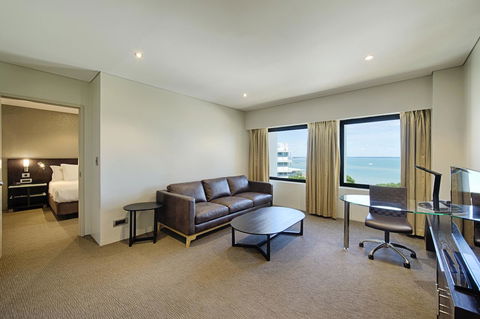 Hilton Darwin - Accommodation Directory 12