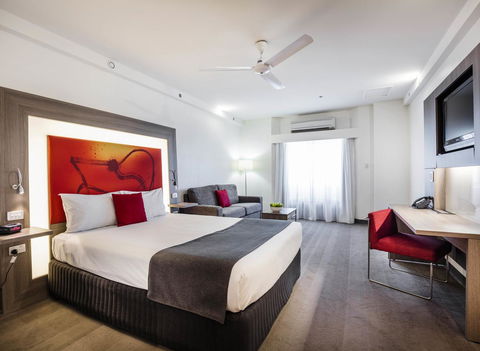 Novotel Darwin CBD - Accommodation Directory 12
