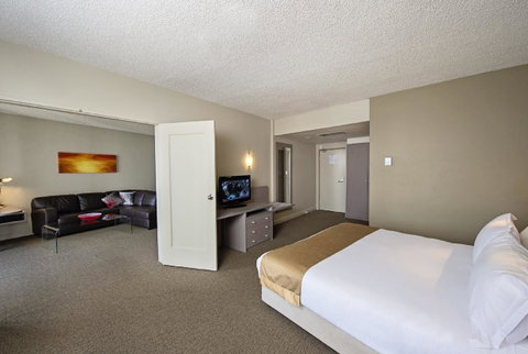 Hilton Garden Inn Darwin - Accommodation Directory 13