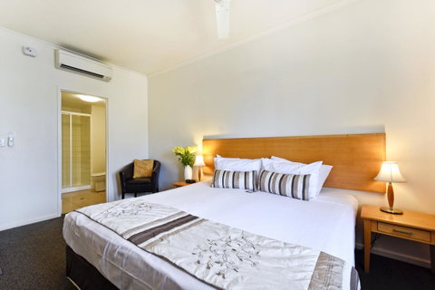 Metro Advance Apartments & Hotel - Accommodation Directory 11