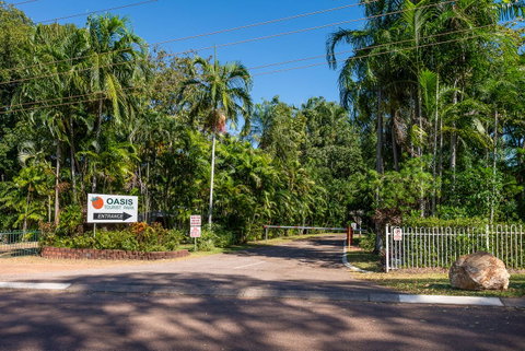 Oasis Tourist Park - Accommodation Directory 24