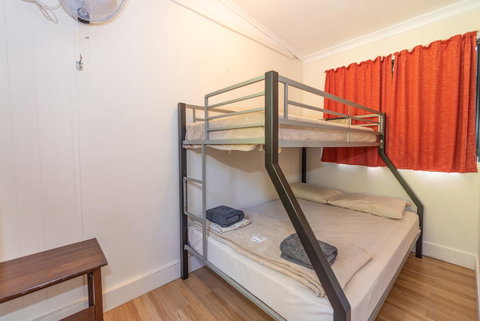 Oasis Tourist Park - Accommodation Directory 15