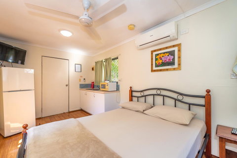 Oasis Tourist Park - Accommodation Directory 18