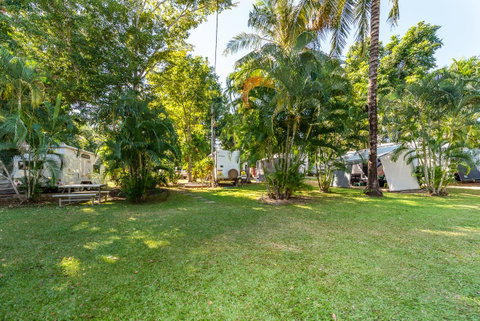 Oasis Tourist Park - Accommodation Directory 22