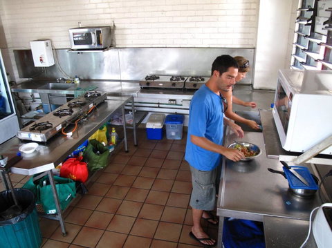 Chillis Backpackers - Accommodation Directory 18