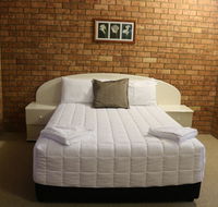 Golden Sands Motor Inn - Accommodation Directory