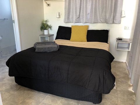 Mataranka Roadhouse - Accommodation Directory 6