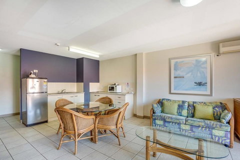Nelson Bay Breeze - Accommodation Directory 26