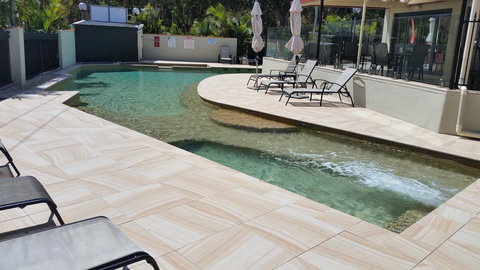 Nelson Bay Breeze - Accommodation Directory 4
