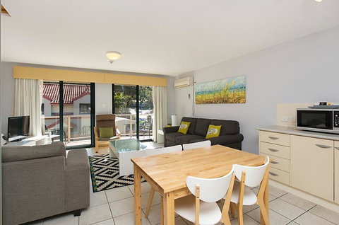Nelson Bay Breeze - Accommodation Directory 19