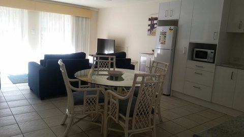 Nelson Bay Breeze - Accommodation Directory 22
