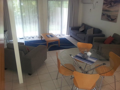 Nelson Bay Breeze - Accommodation Directory 31