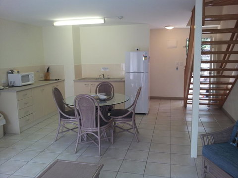 Nelson Bay Breeze - Accommodation Directory 35