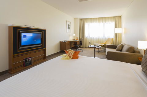 Novotel Canberra - Accommodation Directory 23