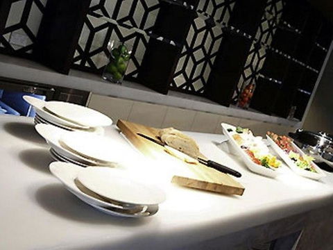 Novotel Canberra - Accommodation Directory 30