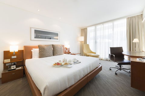 Novotel Canberra - Accommodation Directory 7