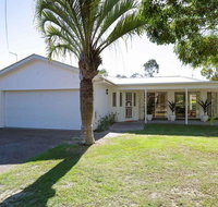 Bonito' 26 Bonito Street - pet friendly housewith aircon - Accommodation Directory