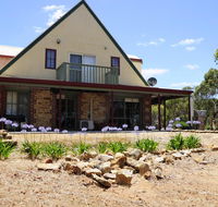 Boobook Manor - Accommodation Directory
