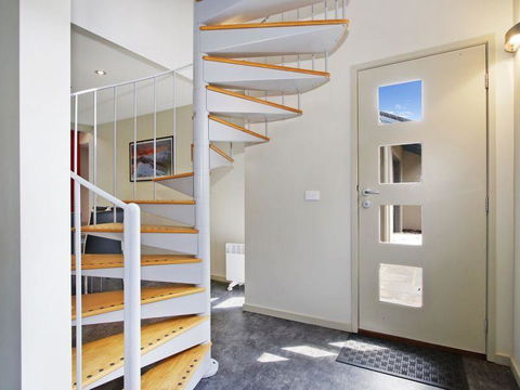 Breakaway Bright - Superb Townhouse - Accommodation Directory 2