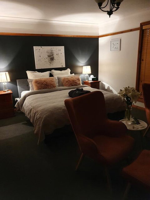 Brick Creek House - Accommodation Directory 2