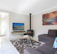 Bright Delight - Modern Luxury - Accommodation Directory