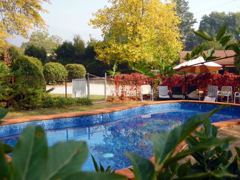 Bright Highland Valley Cottages - Accommodation Directory 2