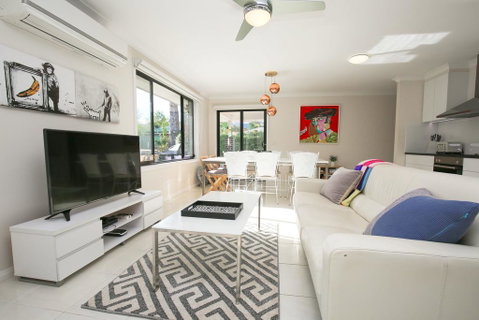 Bright Uptown - Accommodation Directory 3