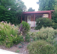 Bright's Wombat's Retreat - Accommodation Directory