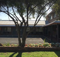 Bryants Motel - Accommodation Directory