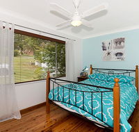Budgewoi Cottage - Accommodation Directory
