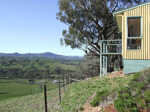 Burnt Creek Cottages - Accommodation Directory 0