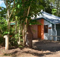 Bushland Cottages and Lodge - Accommodation Directory