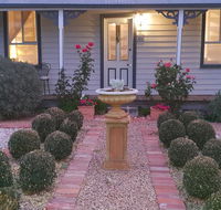 C  A's Cottage - Accommodation Directory
