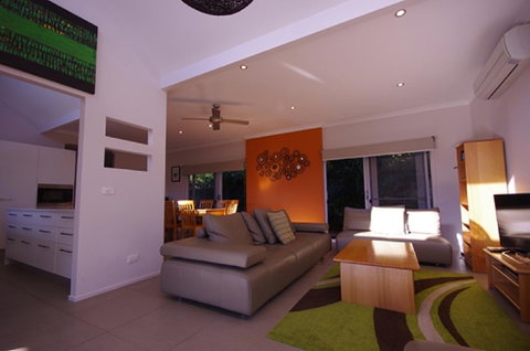 Cadence At Bright - Luxury Accommodation - Accommodation Directory 1
