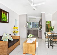 Cairns Reef Retreat - Accommodation Directory