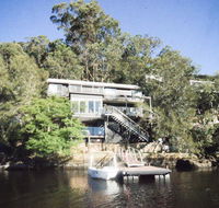 Calabash Bay Lodge - Accommodation Directory